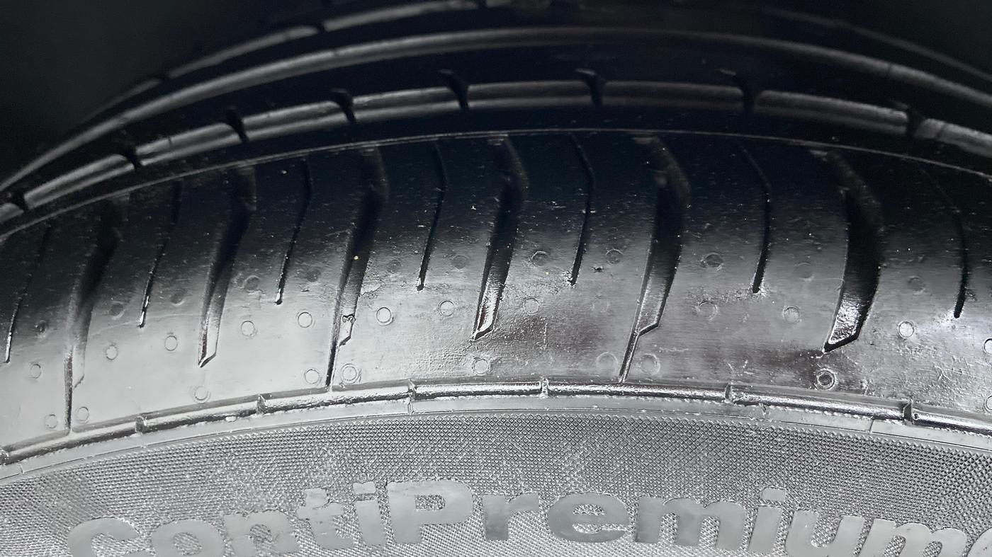 2015 Audi A6 35 TDI S LINE, Diesel, Automatic, 40,925 km, Right Rear Tyre Tread