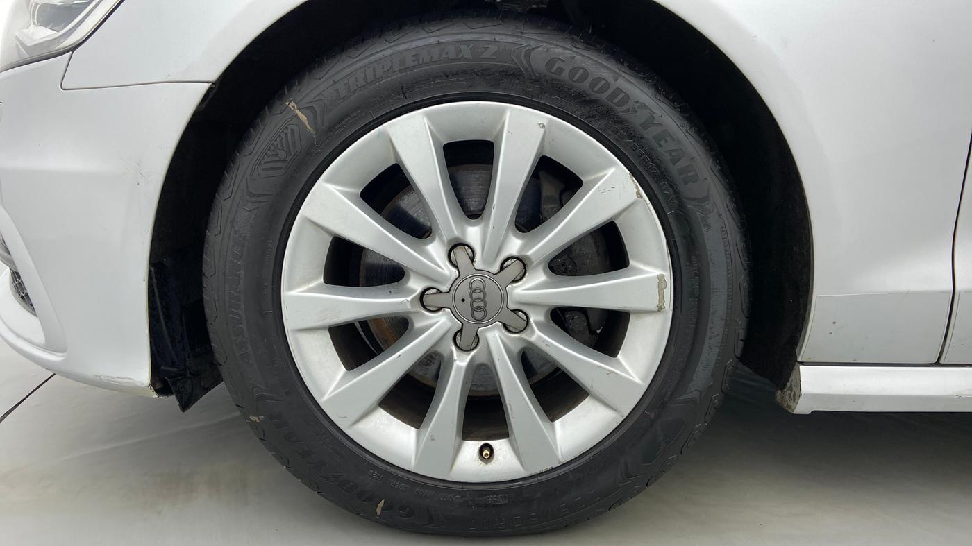 2015 Audi A6 35 TDI S LINE, Diesel, Automatic, 40,925 km, Left Front Wheel