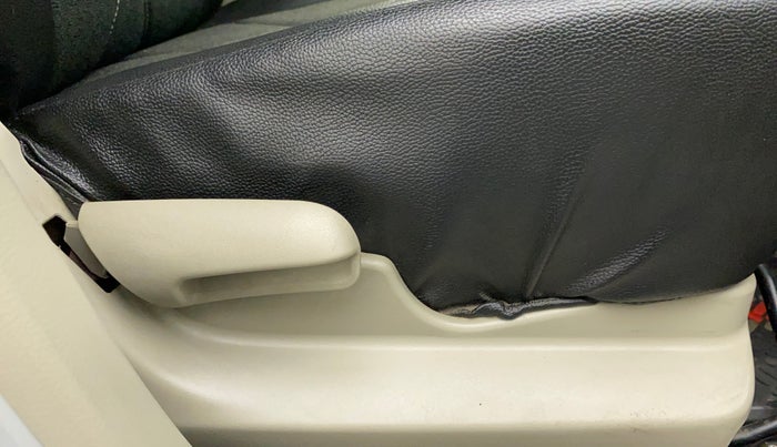 2017 Maruti Celerio VXI, Petrol, Manual, 18,837 km, Driver Side Adjustment Panel