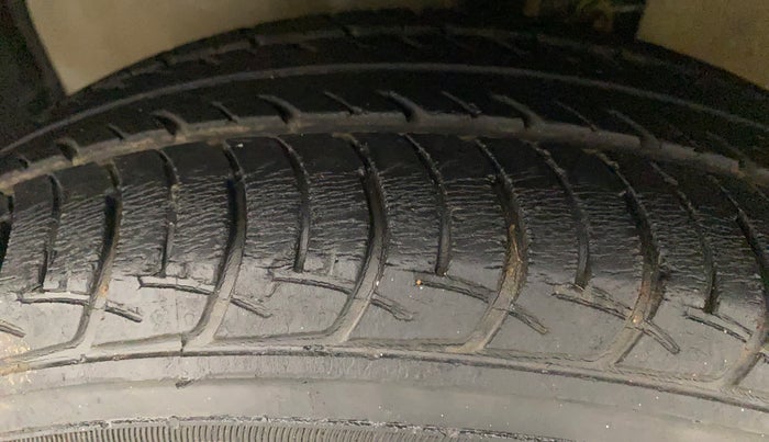 2017 Maruti Celerio VXI, Petrol, Manual, 18,837 km, Left Front Tyre Tread