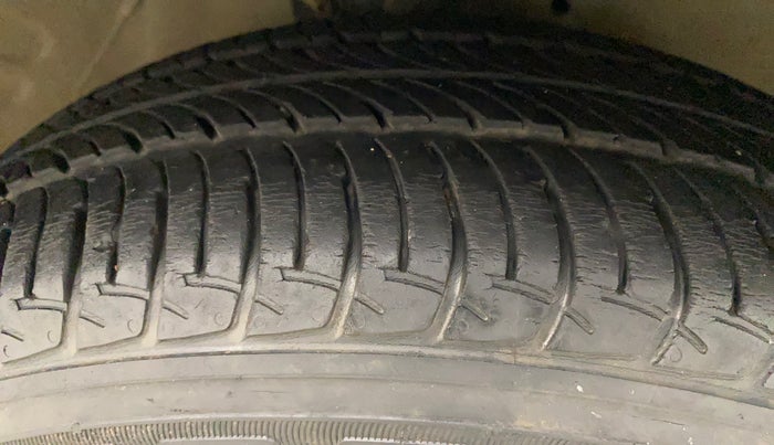 2017 Maruti Celerio VXI, Petrol, Manual, 18,837 km, Right Front Tyre Tread