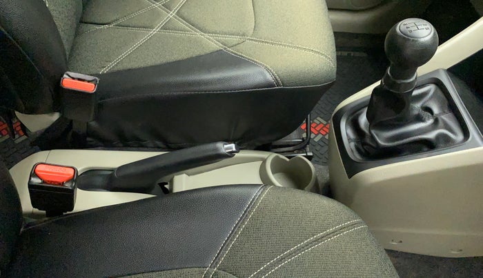 2017 Maruti Celerio VXI, Petrol, Manual, 18,837 km, Gear Lever