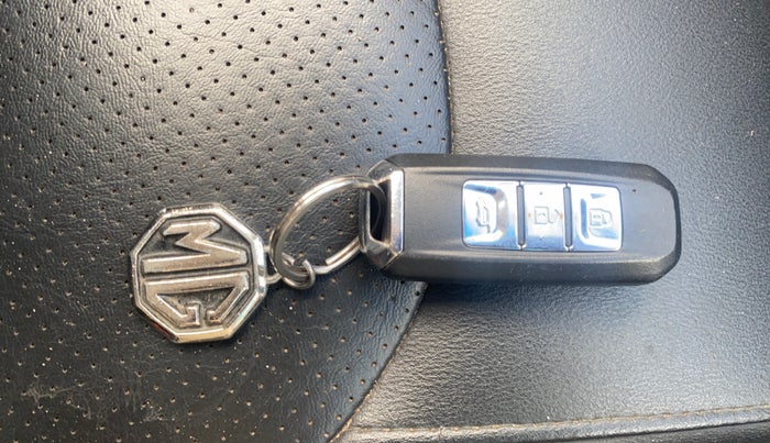 2020 MG HECTOR SMART HYBRID 1.5 PETROL, Petrol, Manual, 69,507 km, Key Close Up