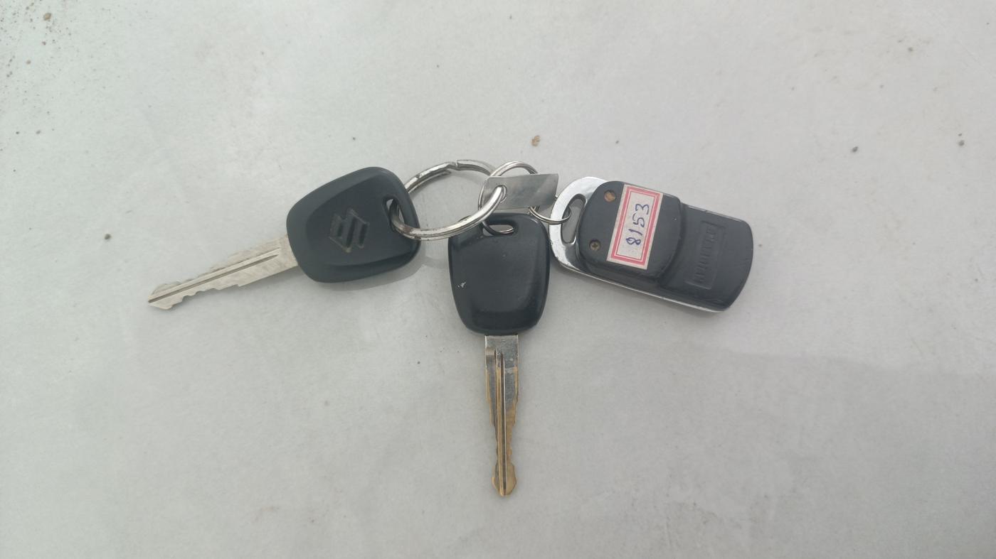 2016 Maruti Baleno SIGMA PETROL 1.2, Petrol, Manual, 74,937 km, Key Close Up