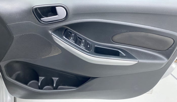 2018 Ford FREESTYLE TREND 1.5 DIESEL, Diesel, Manual, 39,309 km, Driver Side Door Panels Control