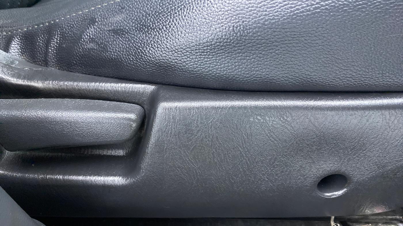2015 Maruti Alto K10 VXI P, Petrol, Manual, 29,082 km, Driver Side Adjustment Panel
