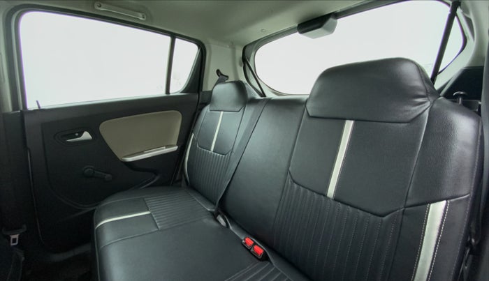 2015 Maruti Alto K10 VXI P, Petrol, Manual, 29,082 km, Right Side Door Cabin View