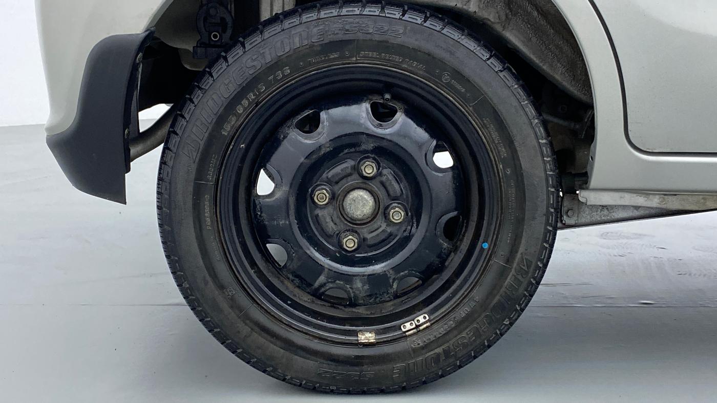 2015 Maruti Alto K10 VXI P, Petrol, Manual, 29,082 km, Right Rear Wheel