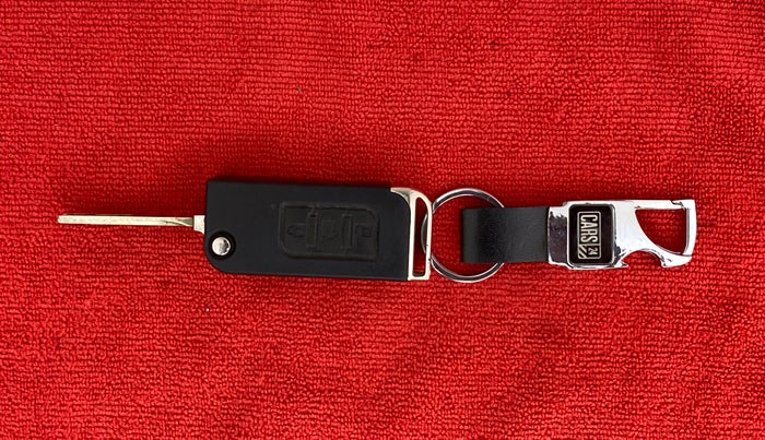 2013 Mahindra XUV500 W8, Diesel, Manual, 80,437 km, Key Close Up