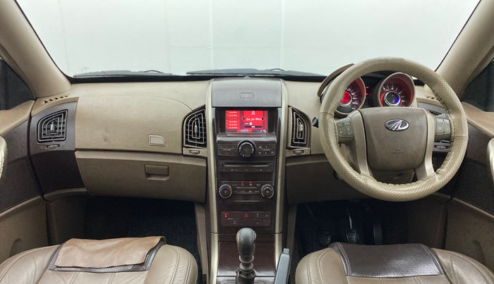 2013 Mahindra XUV500 W8, Diesel, Manual, 80,437 km, Dashboard
