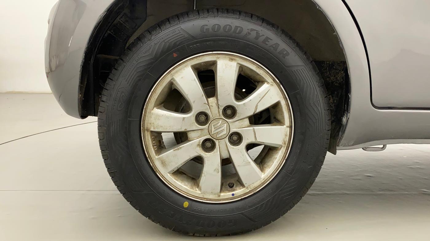 2012 Maruti Ritz ZXI, Petrol, Manual, 66,566 km, Right Rear Wheel