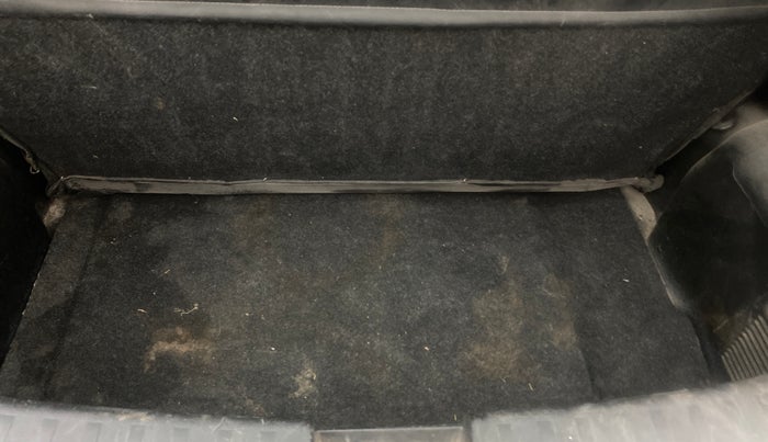 2013 Maruti Swift VDI, Diesel, Manual, 88,028 km, Boot Inside