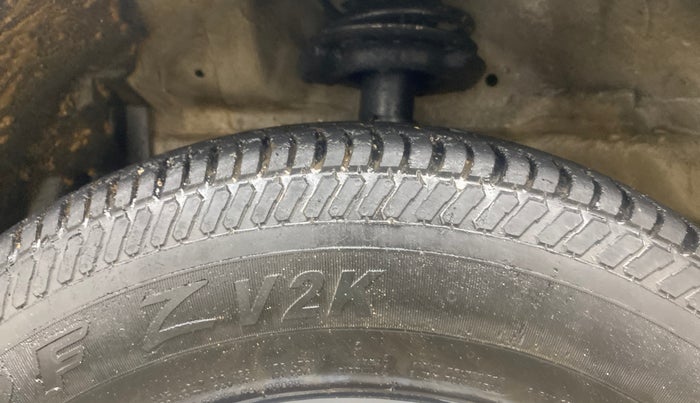 2013 Maruti Swift VDI, Diesel, Manual, 88,028 km, Left Front Tyre Tread