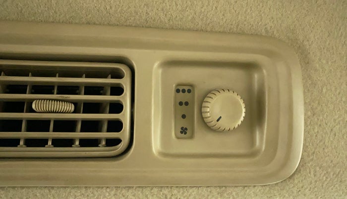 2015 Maruti Ertiga VXI, Petrol, Manual, 86,010 km, Rear AC Temperature Control