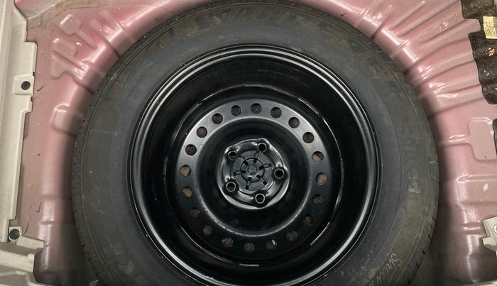 2019 Mahindra XUV300 W6 1.2 PETROL, Petrol, Manual, 45,892 km, Spare Tyre