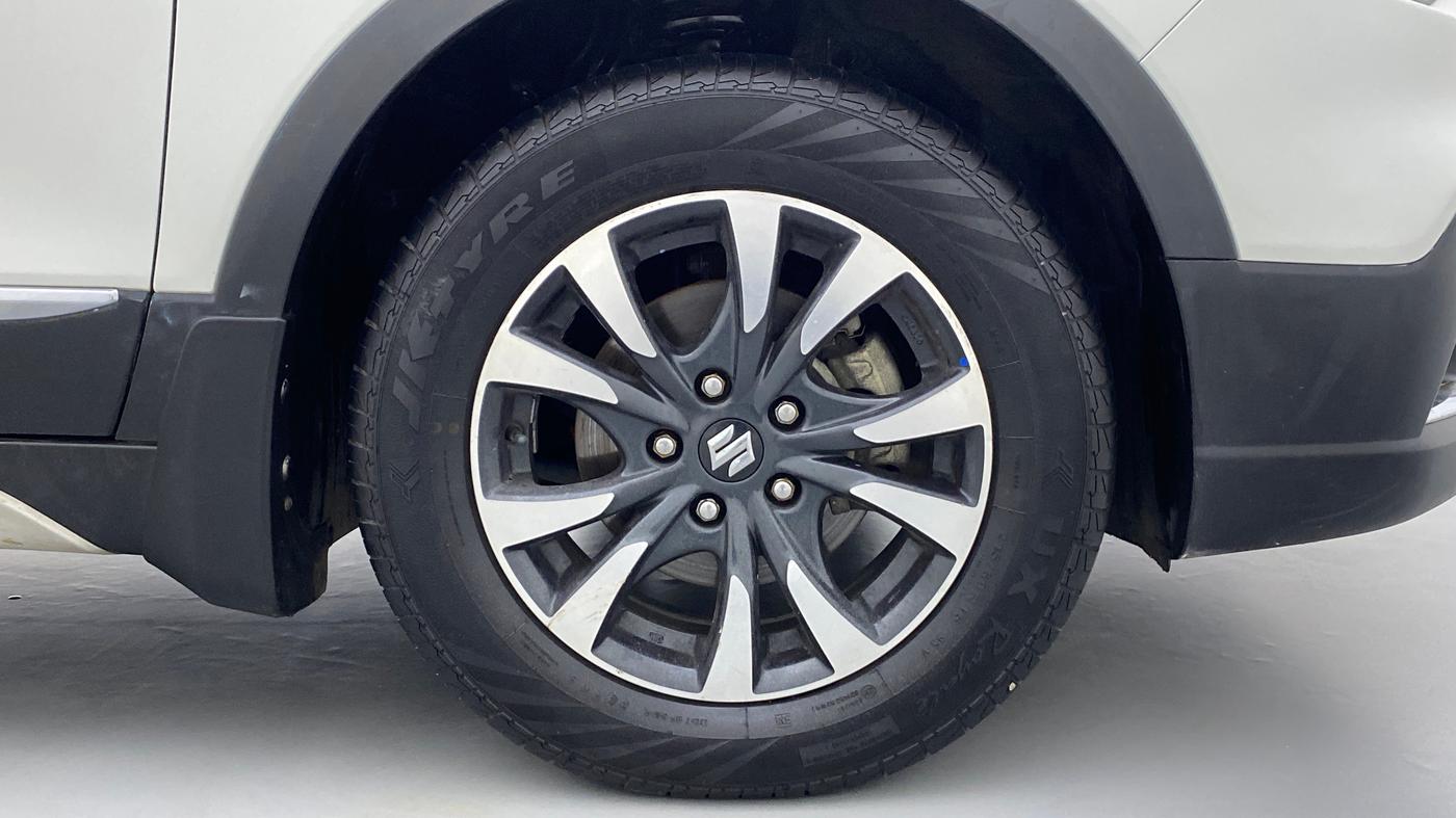 2018 Maruti S Cross ALPHA SHVS, Diesel, Manual, 56,062 km, Right Front Wheel