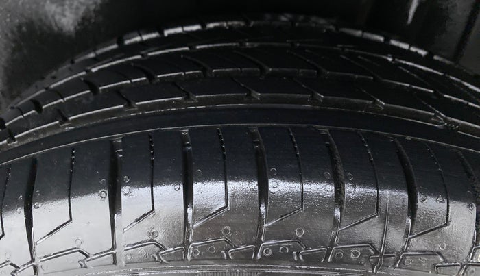 2018 Maruti S Cross ALPHA SHVS, Diesel, Manual, 56,062 km, Left Rear Tyre Tread