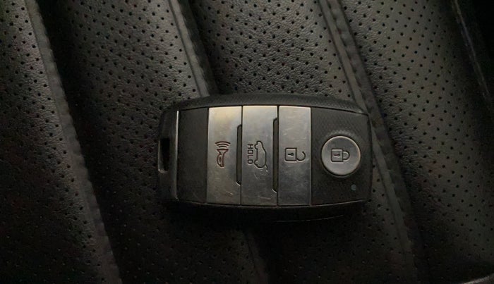 2019 KIA SELTOS GTX 1.4 PETROL, Petrol, Manual, 38,178 km, Key Close Up