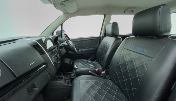 2013 Maruti Wagon R Stingray VXI, Petrol, Manual, 83,077 km, Right Side Front Door Cabin
