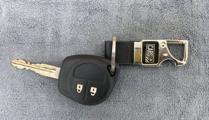 2013 Maruti Wagon R Stingray VXI, Petrol, Manual, 83,077 km, Key Close Up