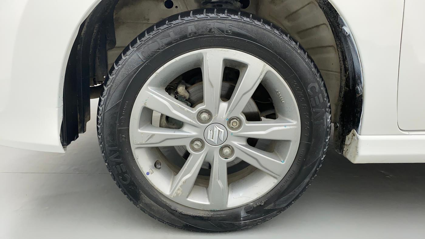 2013 Maruti Wagon R Stingray VXI, Petrol, Manual, 83,077 km, Left Front Wheel