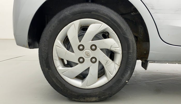 2019 Hyundai NEW SANTRO SPORTZ CNG, CNG, Manual, 68,865 km, Right Rear Wheel