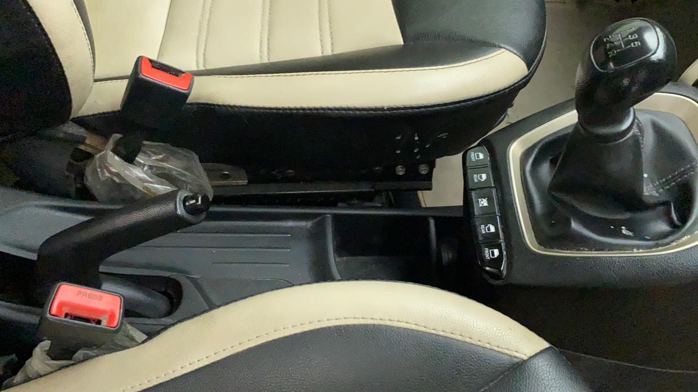 2019 Hyundai NEW SANTRO SPORTZ CNG, CNG, Manual, 68,865 km, Gear Lever