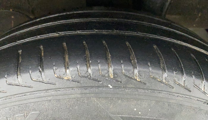 2019 Hyundai NEW SANTRO SPORTZ CNG, CNG, Manual, 68,865 km, Left Rear Tyre Tread