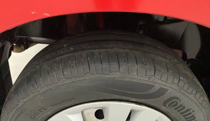 2019 Maruti Swift LXI, Petrol, Manual, 59,051 km, Right Rear Tyre Tread