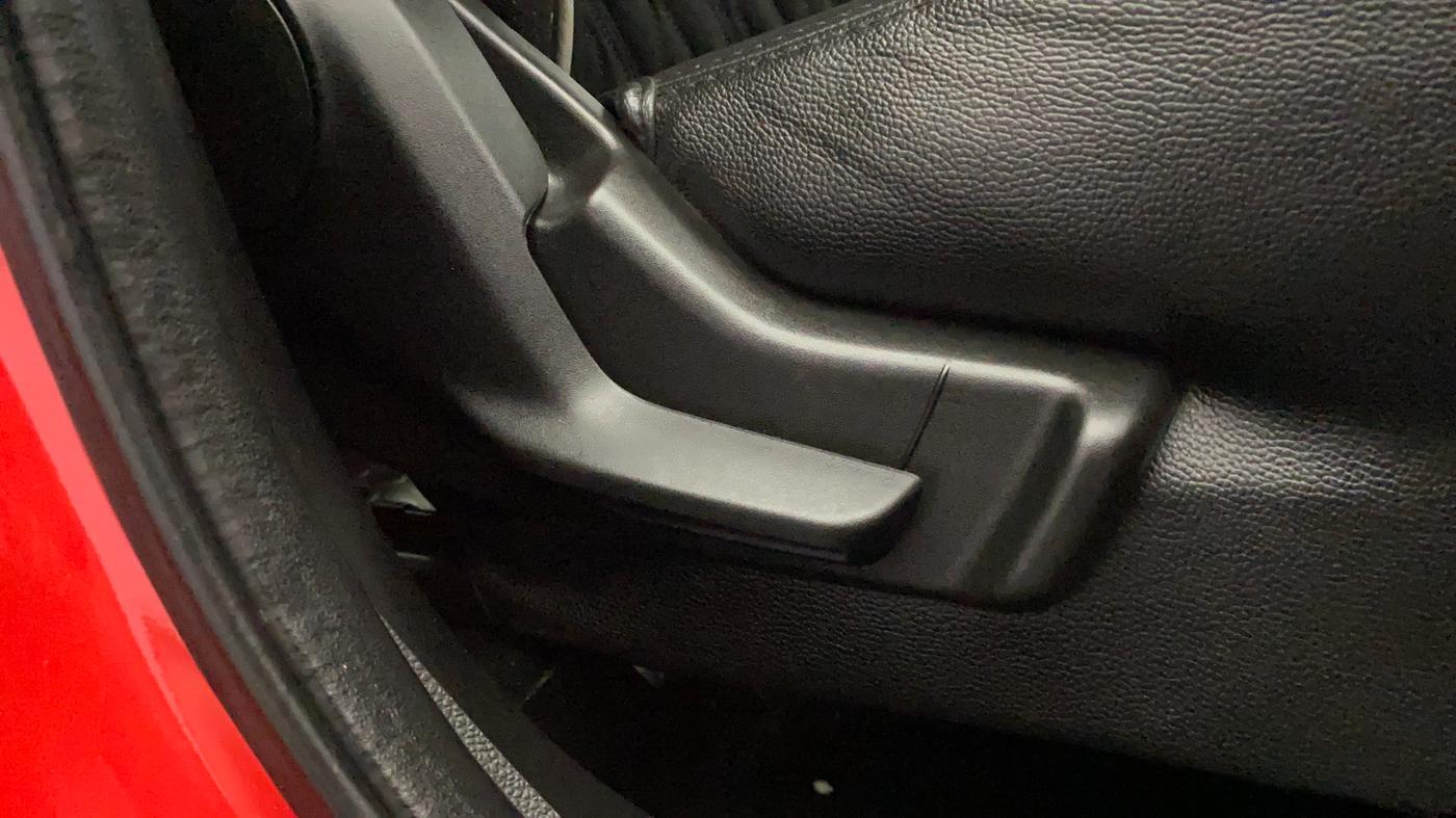 2019 Maruti Swift LXI, Petrol, Manual, 59,082 km, Driver Side Adjustment Panel