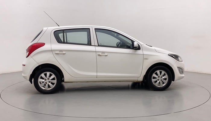 2014 Hyundai i20 SPORTZ 1.2, Petrol, Manual, 44,294 km, Right Side View