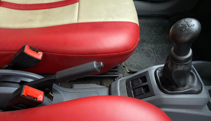 2014 Maruti Alto 800 LXI, Petrol, Manual, 35,965 km, Gear Lever