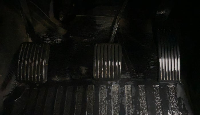 2017 Hyundai Grand i10 SPORTZ 1.2 KAPPA VTVT, CNG, Manual, 51,423 km, Pedals