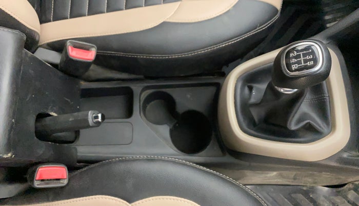 2017 Hyundai Grand i10 SPORTZ 1.2 KAPPA VTVT, CNG, Manual, 51,423 km, Gear Lever