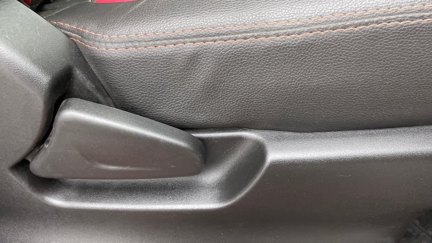 2018 Datsun Redi Go S 1.0 AMT, Petrol, Automatic, 59,750 km, Driver Side Adjustment Panel