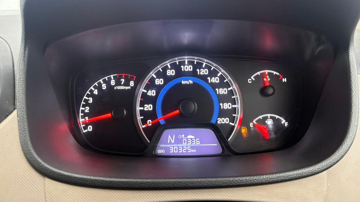 2015 Hyundai Grand i10 ASTA AT 1.2 KAPPA VTVT, Petrol, Automatic, 30,270 km, Odometer Image