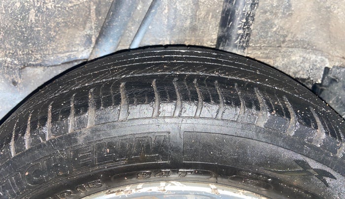 2015 Honda City 1.5L I-DTEC VX, Diesel, Manual, 1,36,317 km, Left Rear Tyre Tread