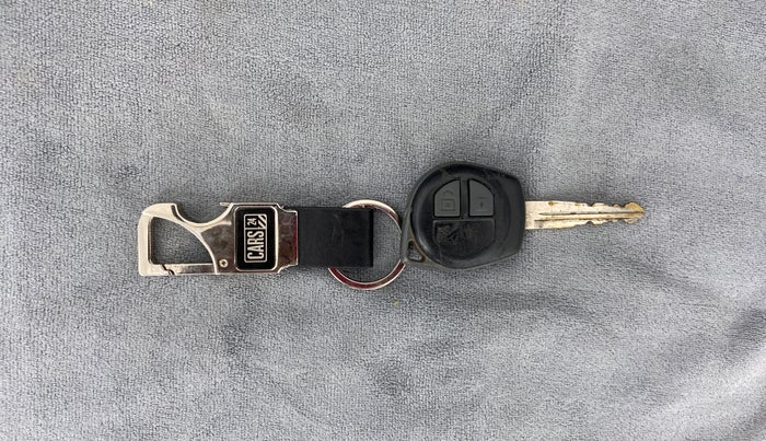 2013 Maruti Swift Dzire VXI 1.2 BS IV, Petrol, Manual, 54,017 km, Key Close Up