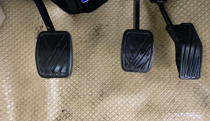 2019 Maruti Dzire VXI, Petrol, Manual, 29,578 km, Pedals