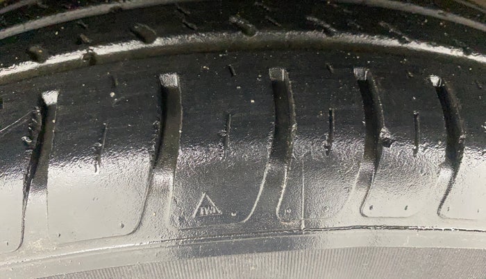 2019 Maruti Dzire VXI, Petrol, Manual, 29,578 km, Left Front Tyre Tread