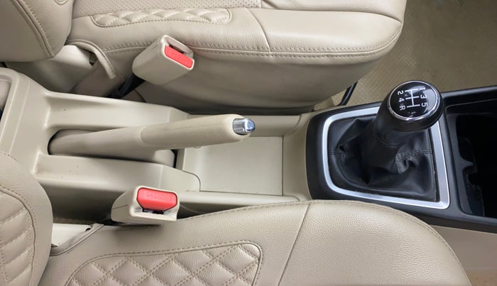 2019 Maruti Dzire VXI, Petrol, Manual, 29,578 km, Gear Lever