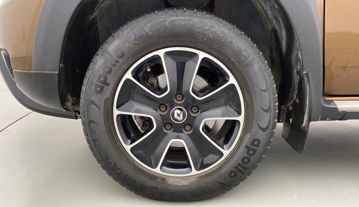 2017 Renault Duster RXZ 85 PS DIESEL, Diesel, Manual, 27,977 km, Left Front Wheel