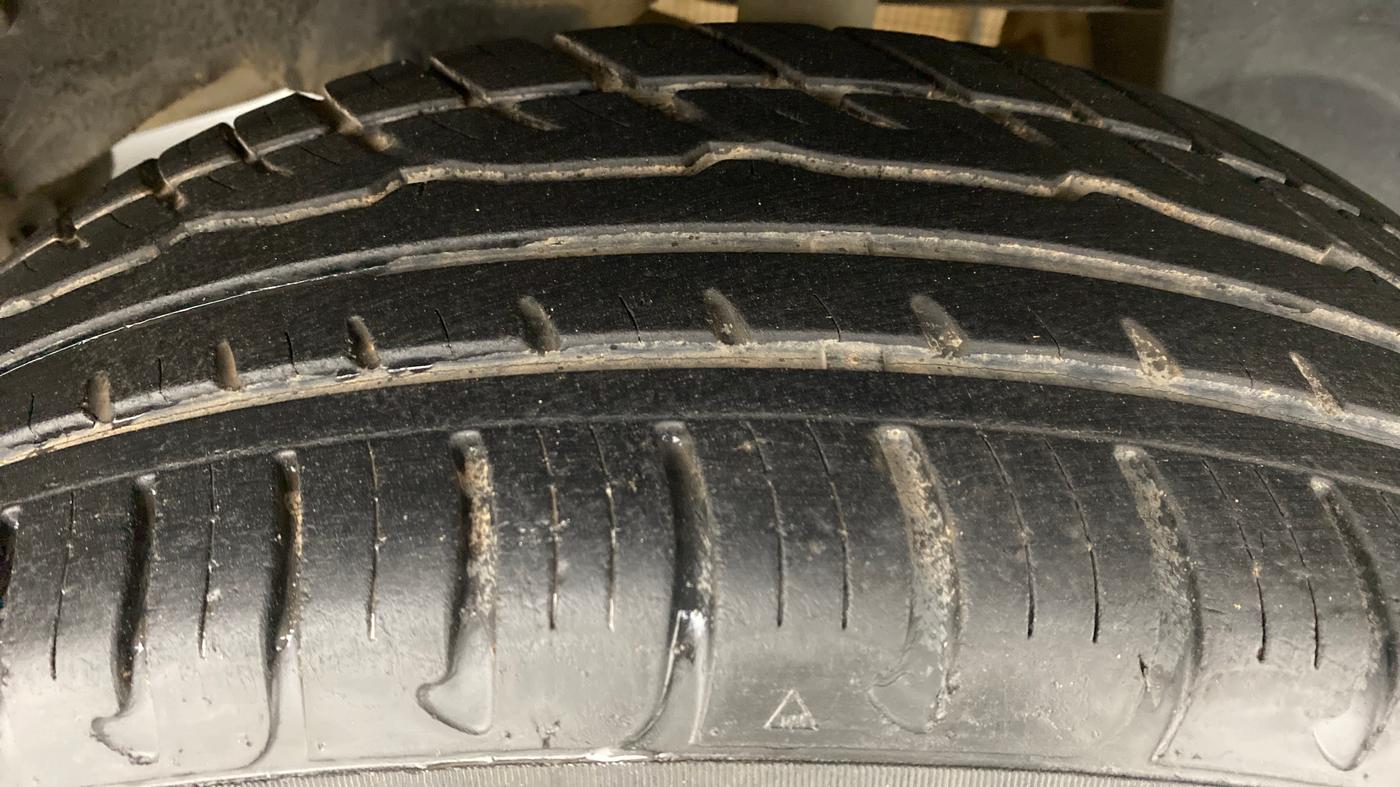 2017 Renault Duster RXZ 85 PS DIESEL, Diesel, Manual, 27,977 km, Left Rear Tyre Tread