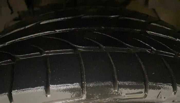 2018 Tata NEXON XE DIESEL, Diesel, Manual, 61,900 km, Left Front Tyre Tread