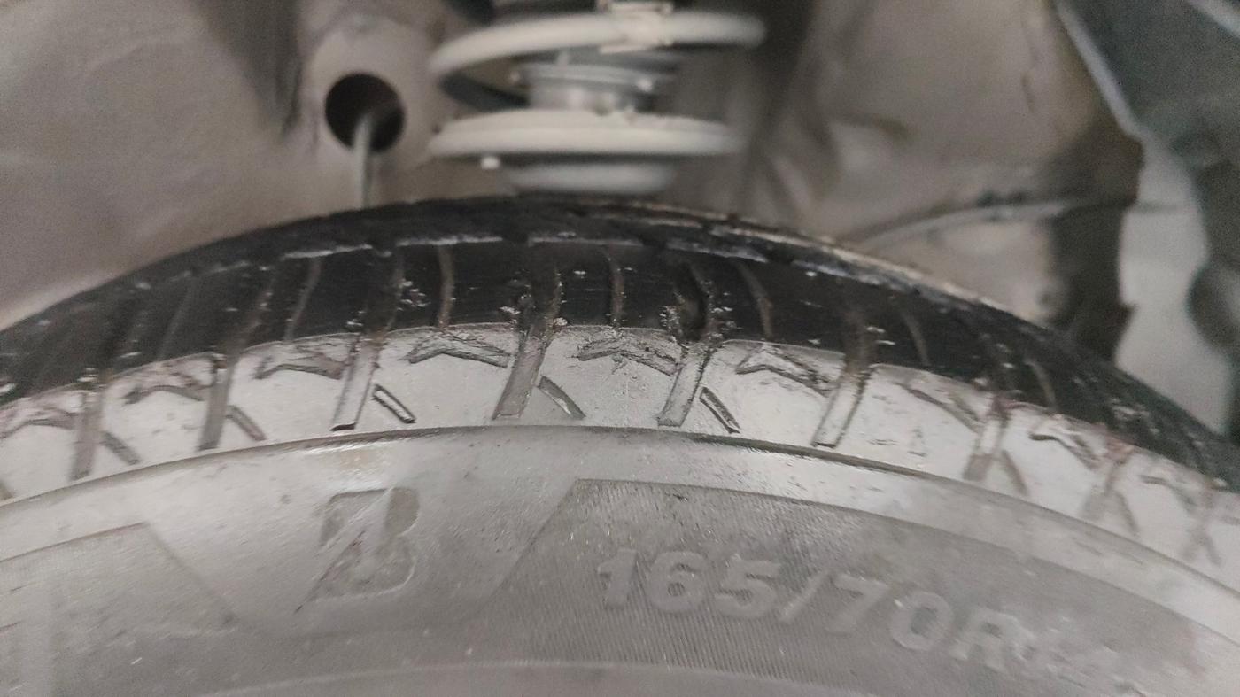 2023 Maruti S PRESSO VXI S-CNG, CNG, Manual, 56,039 km, Right Front Tyre Tread