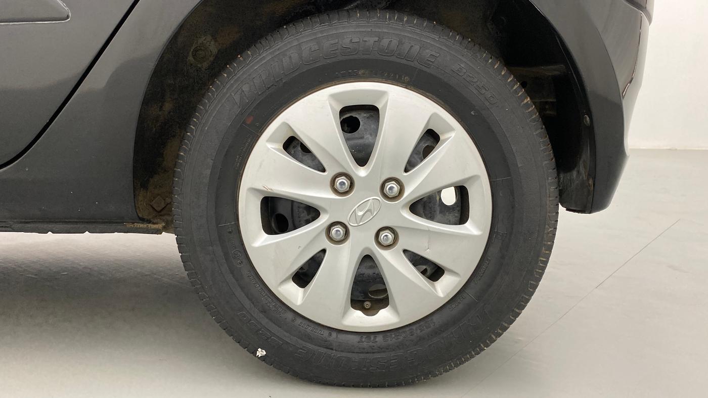 2011 Hyundai i10 SPORTZ 1.2 KAPPA2, Petrol, Manual, 29,295 km, Left Rear Wheel