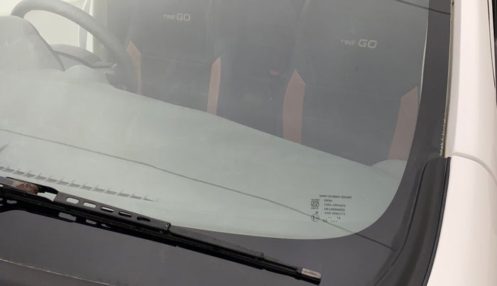 2016 Datsun Redi Go S, Petrol, Manual, 85,662 km, Front windshield - Minor spot on windshield