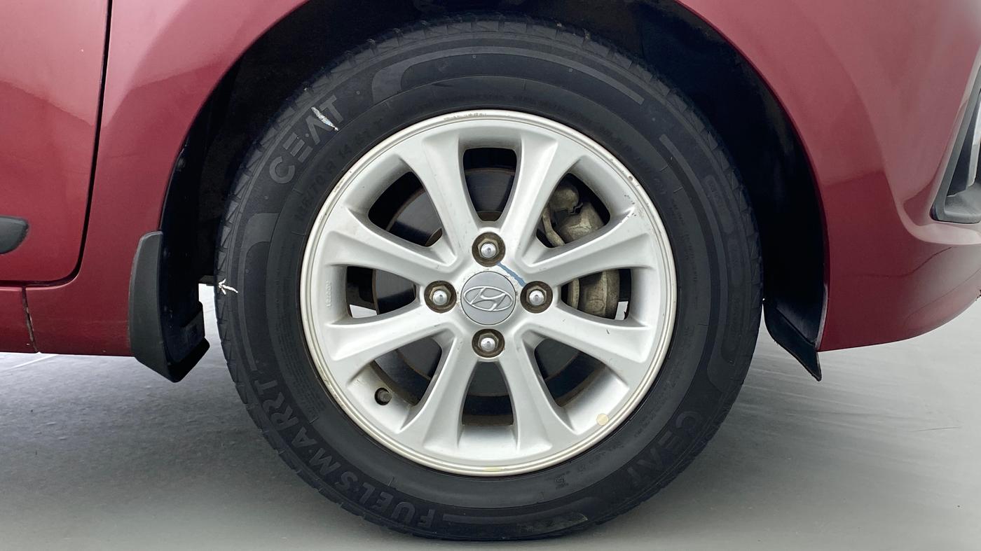 2016 Hyundai Grand i10 ASTA AT 1.2 KAPPA VTVT, Petrol, Automatic, 73,423 km, Right Front Wheel