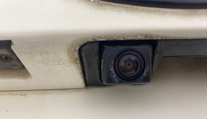 2022 Mahindra XUV300 W8 1.5 DIESEL, Diesel, Manual, 57,742 km, Parking Camera