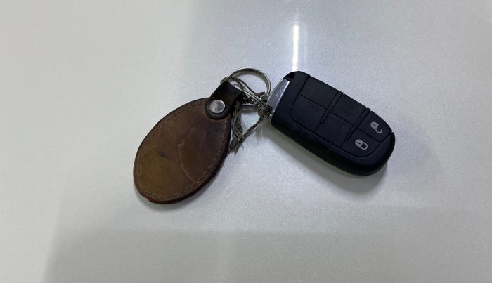 2017 Jeep Compass LONGITUDE (O) 2.0 DIESEL, Diesel, Manual, 70,504 km, Key Close Up